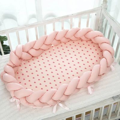 Reducteur de lit bébé| TRESSOU™ - Zoombébé