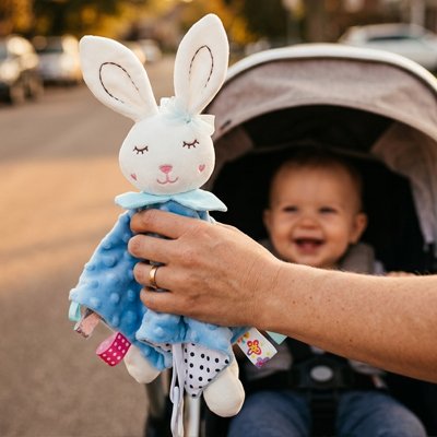 Lapin doudou bleu ciel