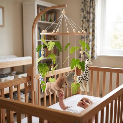 Mobile pour bébé vert