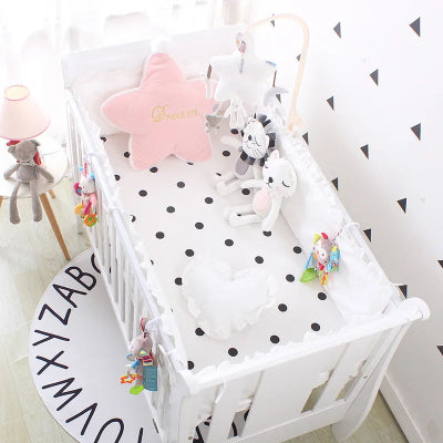 tour de lit bébé fille blanc